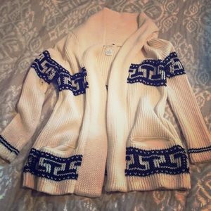 Gorgeous Cardigan barely worn🎊🎉💞💝